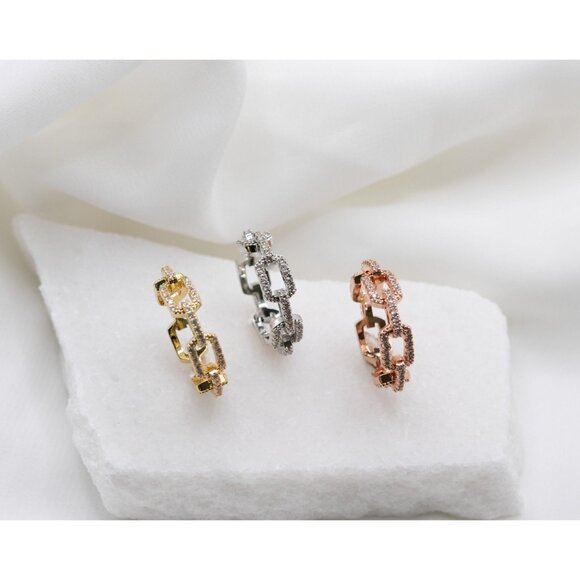 Stylish Chain Link CZ Ring | Dainty Cubic Zirconia Statement Jewelry - Picture 2 of 4